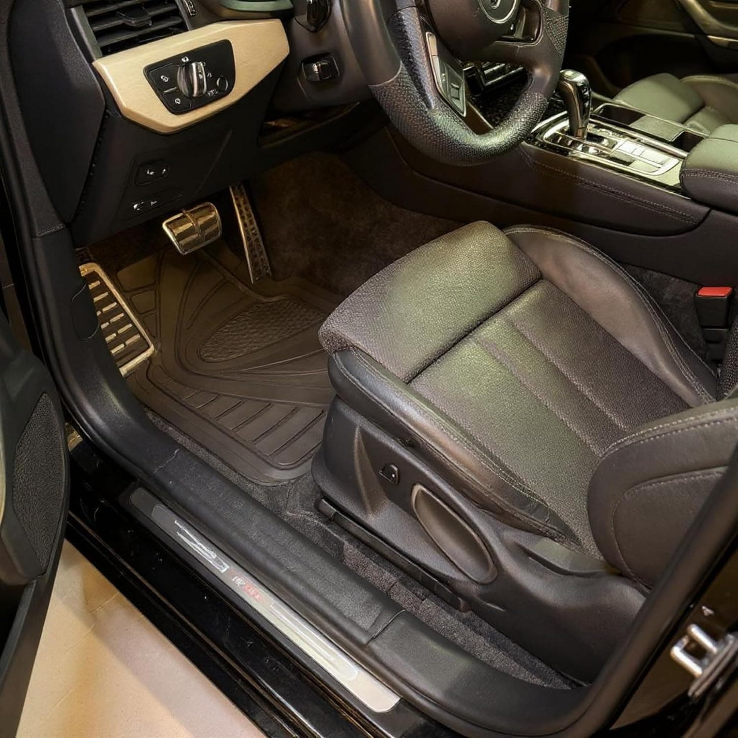 Rubber car mats – set of 4 | R Series 6